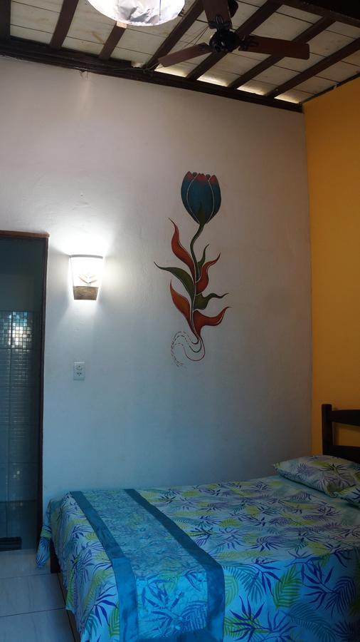 Bananas Hostel Итакаре Экстерьер фото